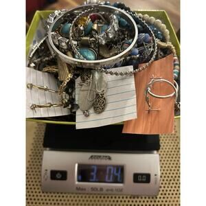 3 Pound Costume Jewelry Lot, All Wearable! Necklaces, Bracelets, Earrings